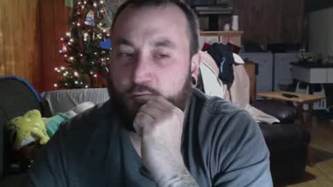 Snapshot of jettadude5 chatting on December 24, 3:49 am jettadude5 online show from December 24, 3:49 am