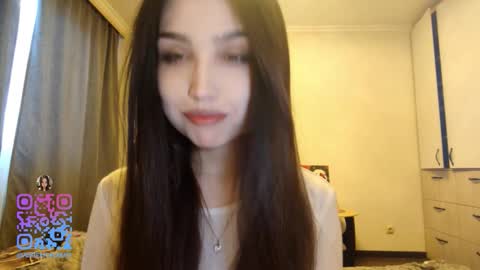 I am Gina ntmu Lets hit 10 Thumbs Up together online show from February 12, 7:36 am