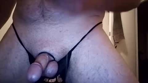 Snapshot of jettin36 chatting on February 3, 1:38 pm Uncut thick 5 online show from February 3, 1:38 pm