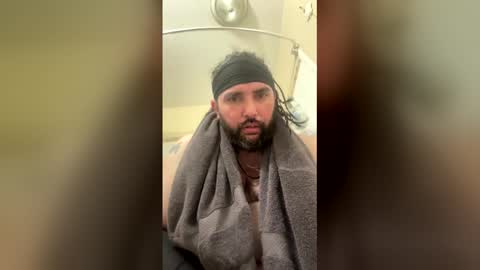 jetzfo0 online show from April 15, 12:23 pm