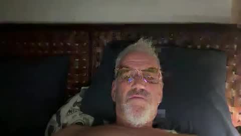 Snapshot of jewlronny chatting on October 2, 9:00 pm jewlronny online show from October 2, 9:00 pm
