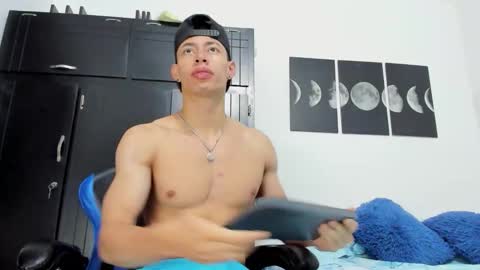 jey cox online show from September 26, 11:36 am