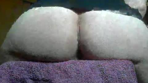 jezble online show from April 11, 1:26 pm