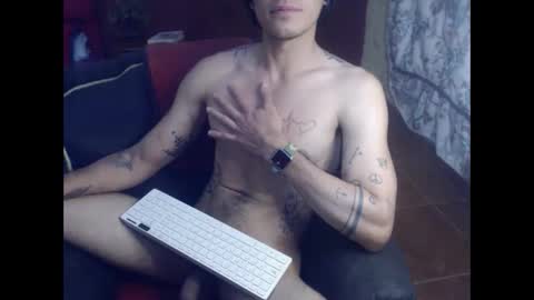 Snapshot of jffer_slhom chatting on September 27, 2:33 pm jffer_slhom online show from September 27, 2:33 pm