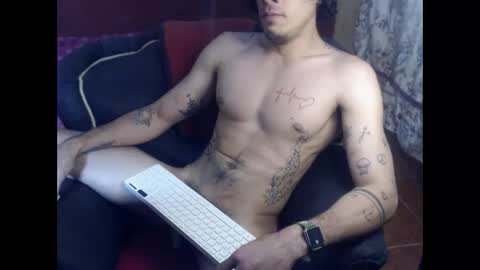 Snapshot of jffer_slhom chatting on October 4, 2:26 pm jffer_slhom online show from October 4, 2:26 pm