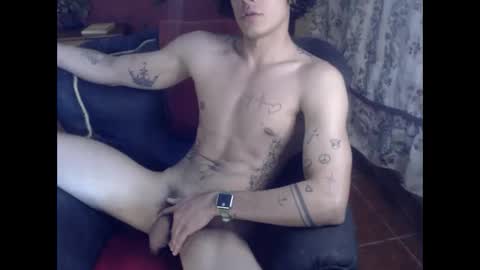 Snapshot of jffer_slhom chatting on October 8, 9:45 pm jffer_slhom online show from October 8, 9:45 pm