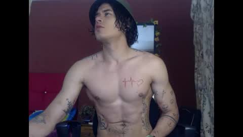 Snapshot of jffer_slhom chatting on October 19, 7:03 pm jffer_slhom online show from October 19, 7:03 pm