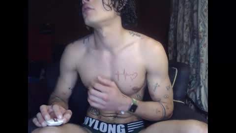 Snapshot of jffer_slhom chatting on October 28, 7:49 pm jffer_slhom online show from October 28, 7:49 pm