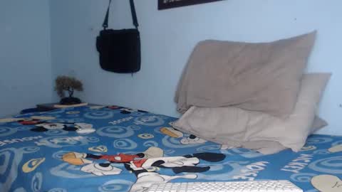 Snapshot of jffer_slhom chatting on February 28, 4:57 am jffer_slhom online show from February 28, 4:57 am