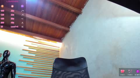 Snapshot of jharol_cardona chatting on January 8, 4:34 am Jharol online show from January 8, 4:34 am