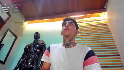 Snapshot of jharol_cardona chatting on February 27, 1:27 am Jharol online show from February 27, 1:27 am