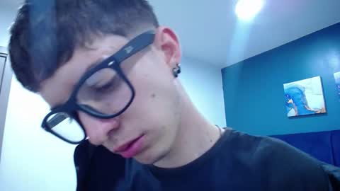 Jheampiero online show from October 1, 2:23 pm