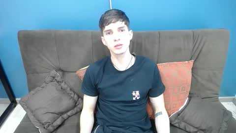 Jheampiero online show from November 18, 2:10 pm