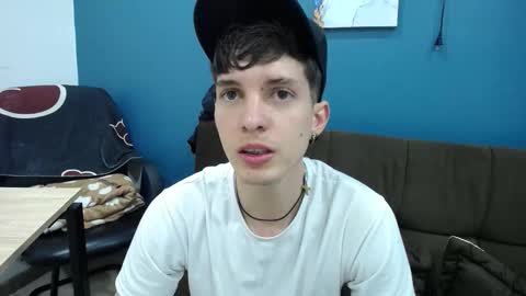 Jheampiero online show from December 2, 1:17 pm