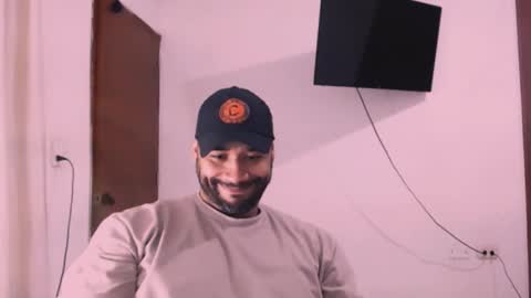 En moreno online show from January 12, 6:24 pm