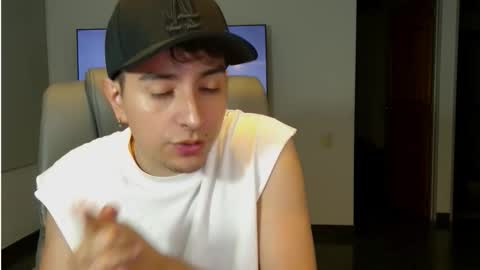 Jhoan Saenz online show from October 8, 1:36 am