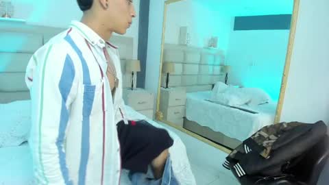 jhoanleandro online show from February 6, 4:10 am