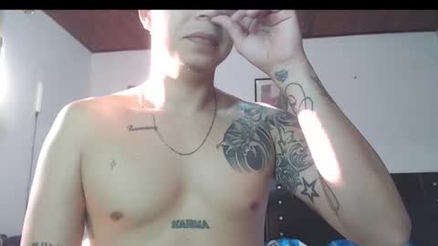 jhon tommy online show from December 13, 1:01 pm