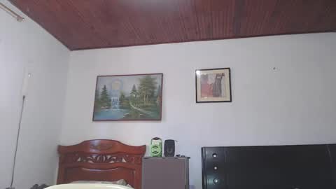 jhon tommy online show from January 1, 2:20 pm