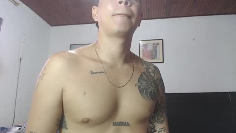 jhon tommy online show from January 4, 2:35 pm