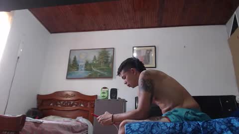 jhon tommy online show from February 24, 3:42 pm