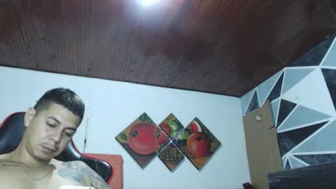 jhon tommy online show from February 25, 1:26 am