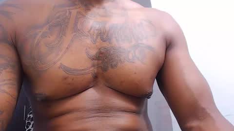 Jhon Tomson online show from November 2, 7:27 pm