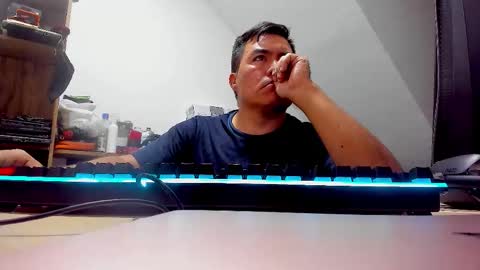 jhonatan_morales_s online show from October 10, 5:17 am