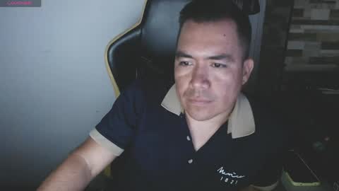 Snapshot of jhonatan_morales_s chatting on April 4, 11:24 pm jhonatan_morales_s online show from April 4, 11:24 pm