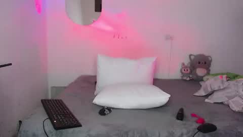 jhonay__cute online show from June 25, 5:23 am