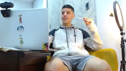 jhon online show from November 10, 8:52 pm