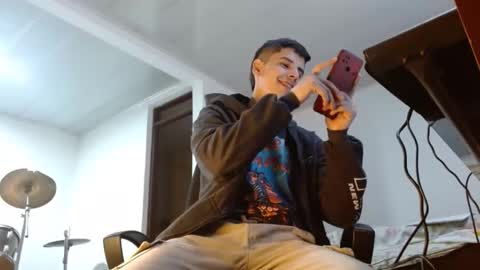 jhon online show from April 17, 10:24 pm