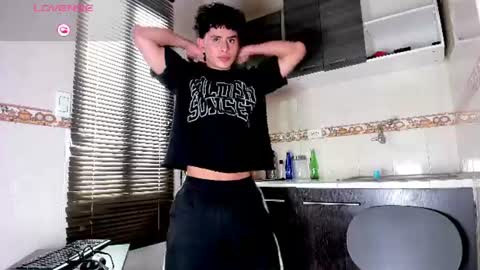Snapshot of jhonny_blake_ chatting on July 3, 8:04 pm JHONNATHAN online show from July 3, 8:04 pm