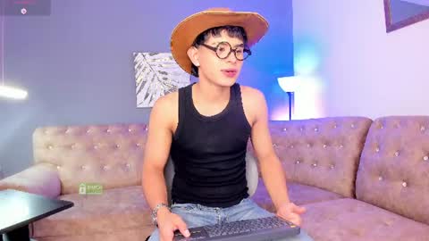Snapshot of jhonny_blake_ chatting on July 23, 8:07 pm JHONNATHAN online show from July 23, 8:07 pm