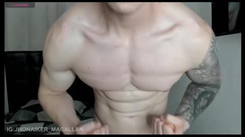 Jhonaiker online show from January 12, 4:01 pm