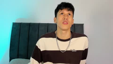 Jhonny online show from March 24, 3:22 am