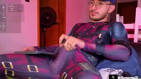 jhonny and friend online show from October 30, 3:57 pm