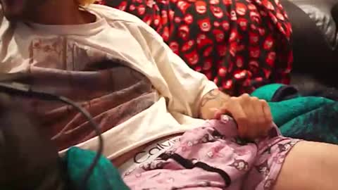 jhonnygoldendick online show from March 10, 7:35 am