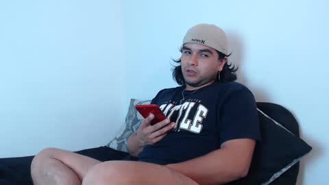 Snapshot of jhony_dick_ chatting on January 26, 5:13 am Jhony online show from January 26, 5:13 am