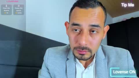 Snapshot of jhonyalzate chatting on September 18, 2:57 am Jhony Alzate online show from September 18, 2:57 am