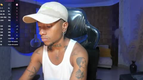 Snapshot of jhonymiller chatting on July 14, 8:47 pm jhonymiller online show from July 14, 8:47 pm