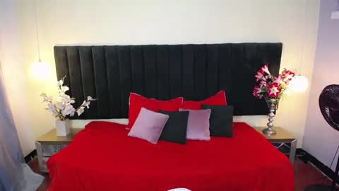 jhos online show from September 25, 1:26 pm