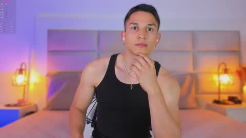 Jhosua Hunt online show from October 31, 2:34 am