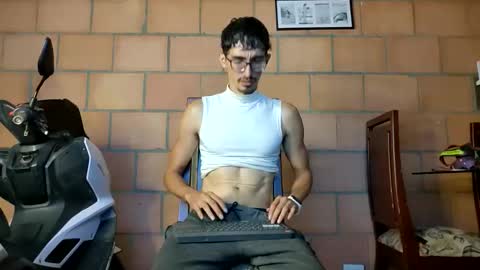 Jhosuamoore  online show from April 8, 1:11 pm