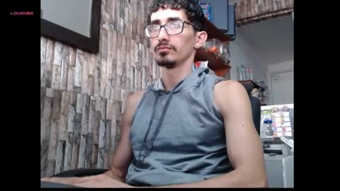 Snapshot of jhosuamoore2 chatting on June 1, 8:43 pm jhosuamoore2 online show from June 1, 8:43 pm