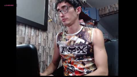 jhosuamoore2 online show from July 10, 12:37 am
