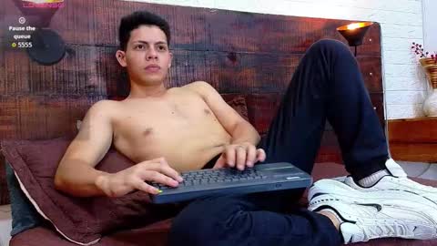 jhosuavega online show from November 7, 11:49 pm