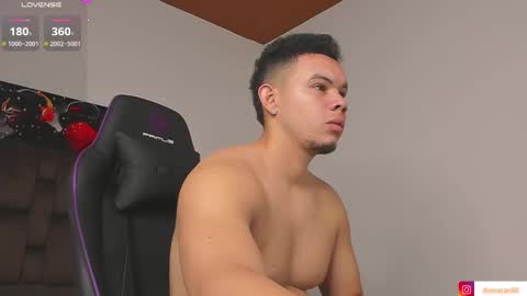 Jhonatan80  online show from March 7, 11:07 am