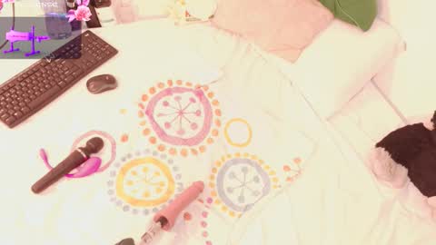 Snapshot of jhoxy_m chatting on October 16, 3:18 am Hello iam hoxy ready to get wet online show from October 16, 3:18 am
