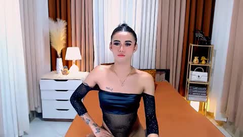 julie online show from January 24, 5:42 am